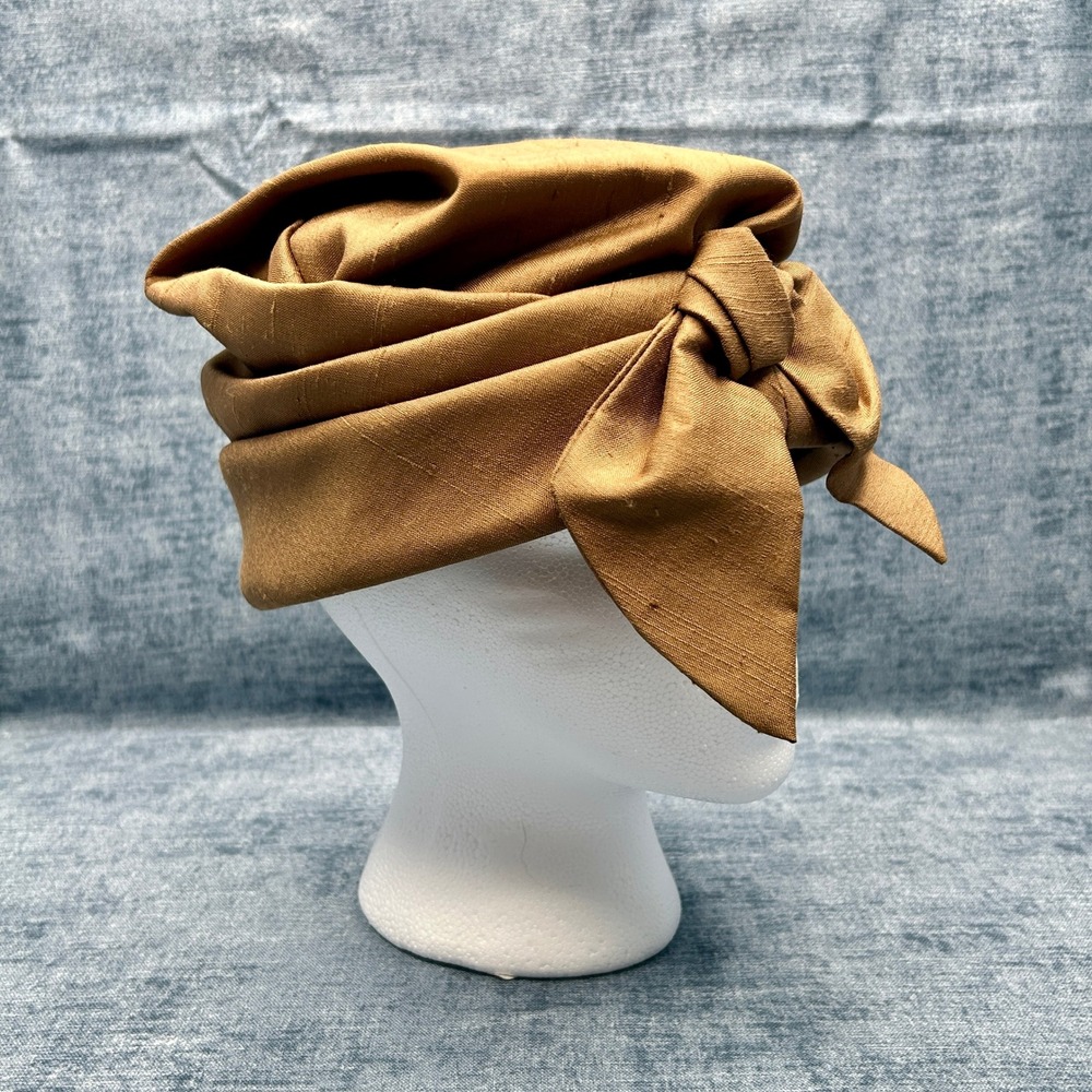 Vintage Mi‑Lady's Bonnet Hat – Amy New York Dual Tag – Mid‑Century Mustard Gold